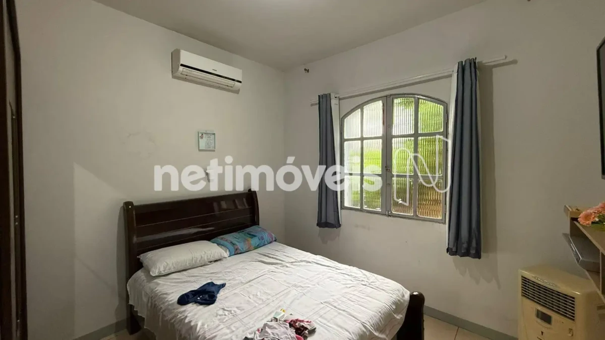 Casa para Venda com 7 quartos no bairro Cândida Câmara