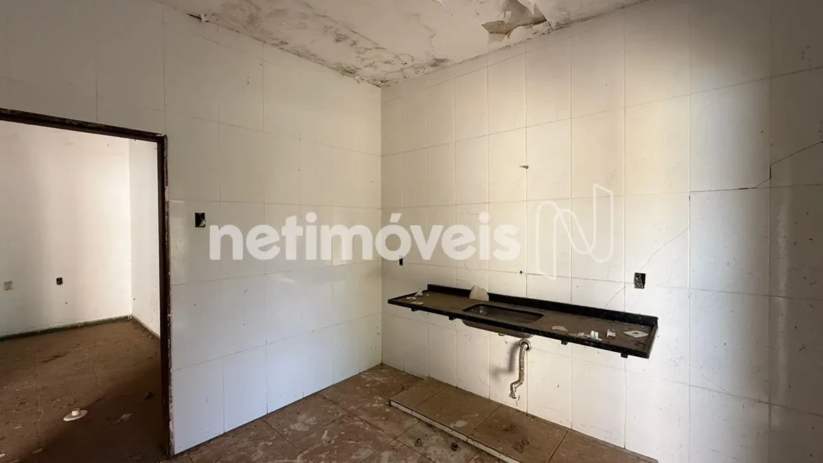 Casa para Venda com 4 quartos no bairro Maracanã