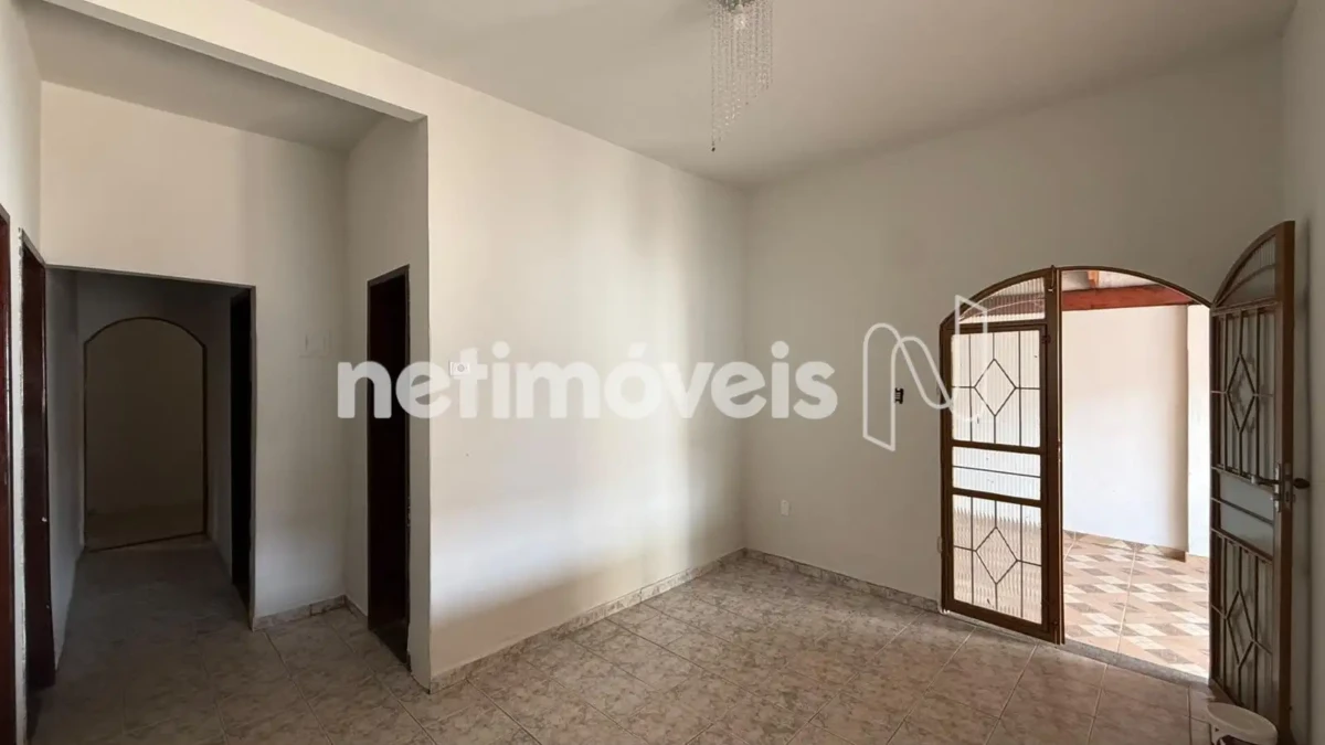 Casa para Venda com 3 quartos no bairro Planalto