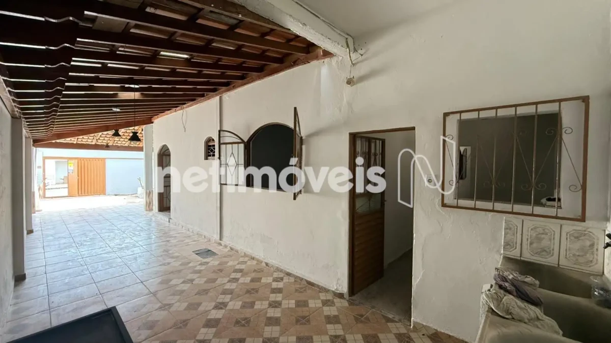 Casa para Venda com 3 quartos no bairro Planalto