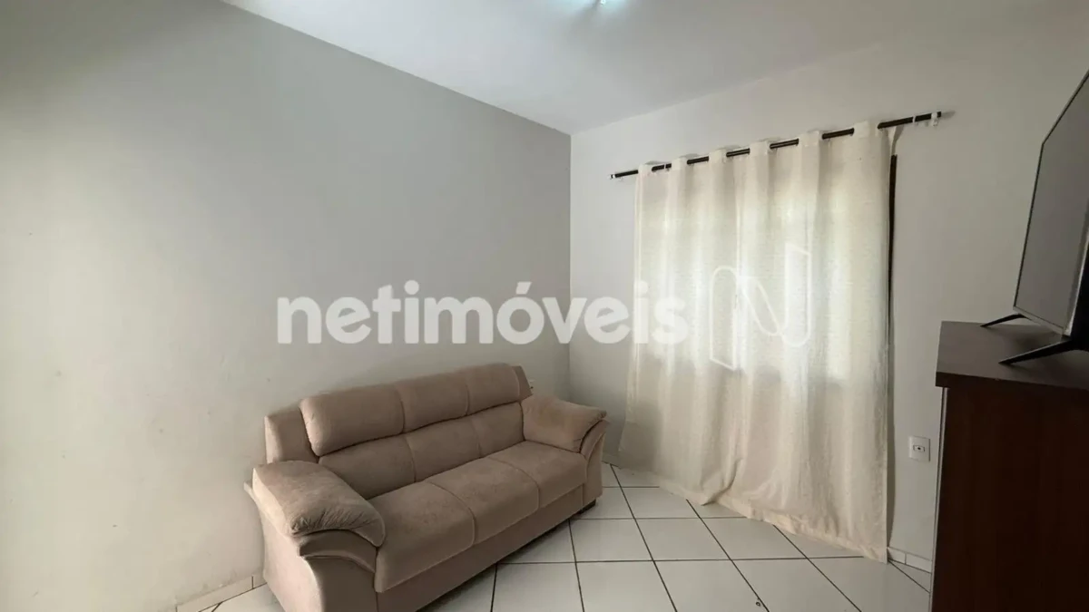 Casa para Venda com 3 quartos no bairro Monte Carmelo