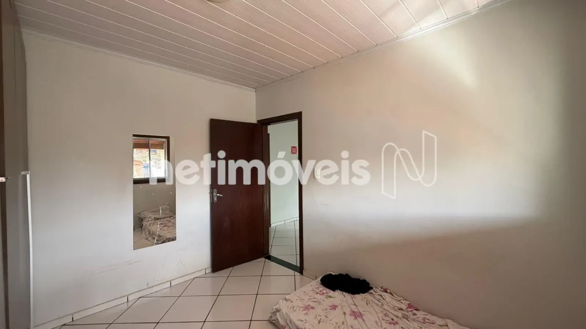Casa para Venda com 3 quartos no bairro Monte Carmelo