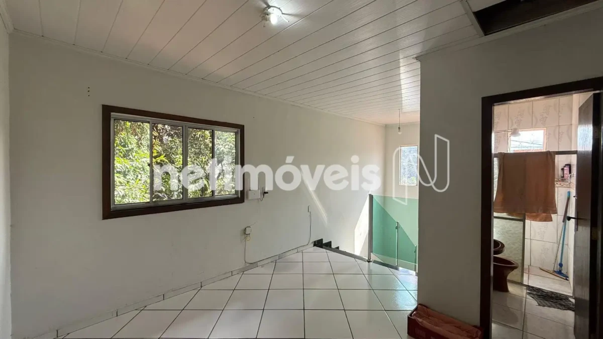 Casa para Venda com 3 quartos no bairro Monte Carmelo