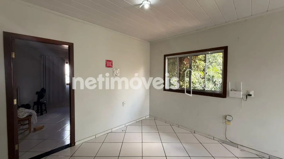 Casa para Venda com 3 quartos no bairro Monte Carmelo