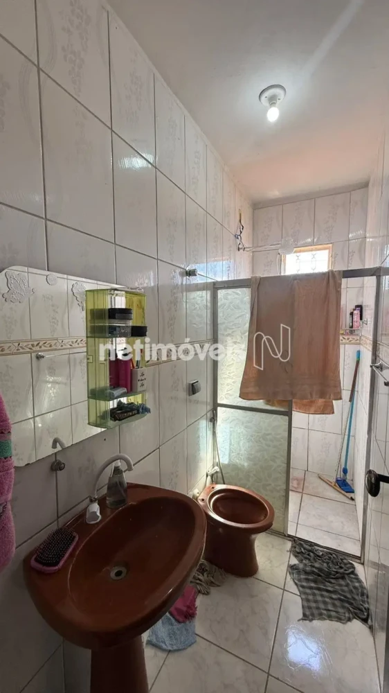 Casa para Venda com 3 quartos no bairro Monte Carmelo