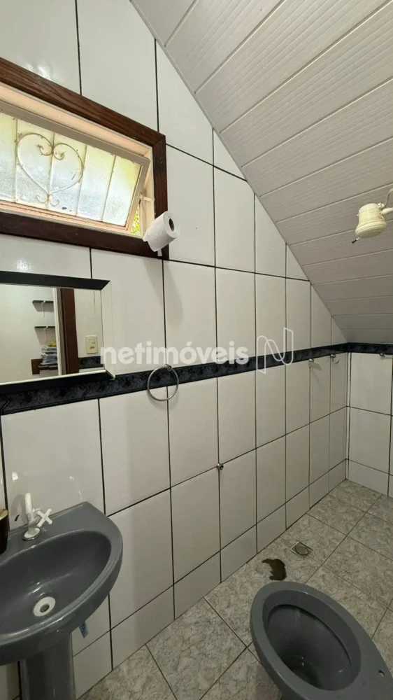 Casa para Venda com 3 quartos no bairro Monte Carmelo