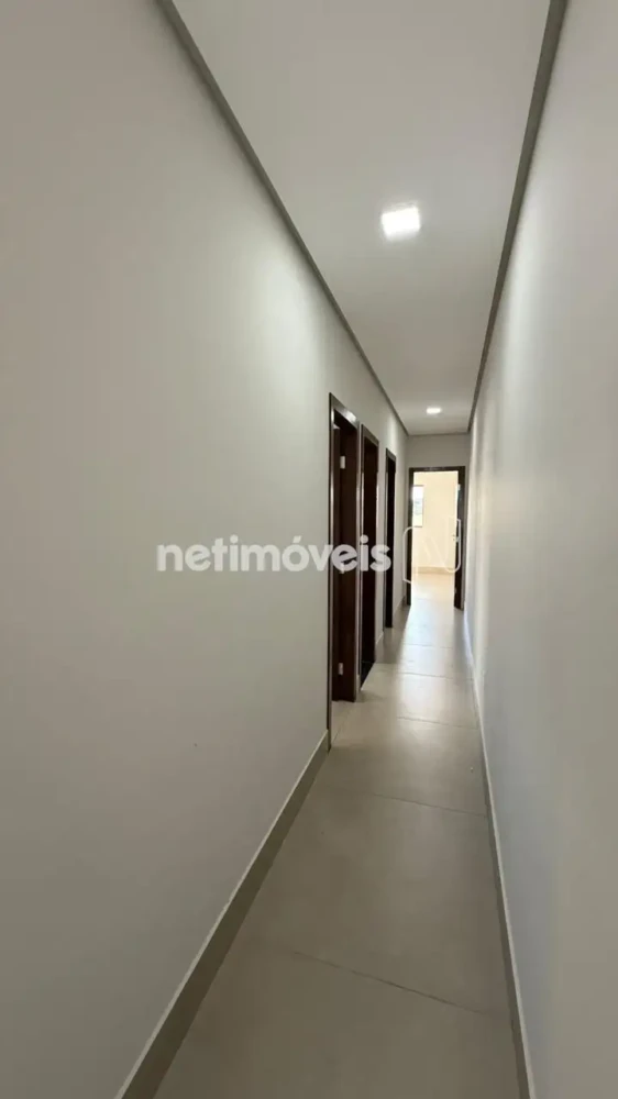 Casa para Venda com 3 quartos no bairro Vila Greice