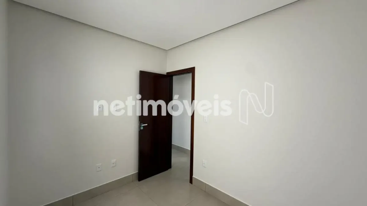Casa para Venda com 3 quartos no bairro Vila Greice