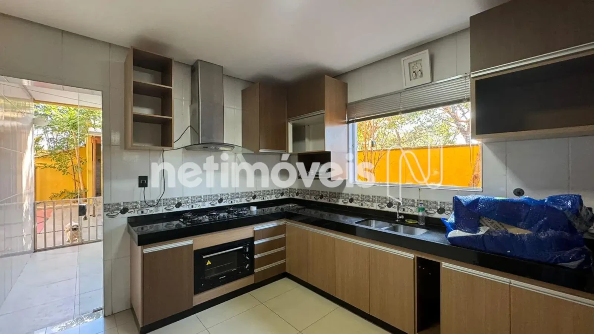 Casa para Venda com 4 quartos no bairro Jaraguá I
