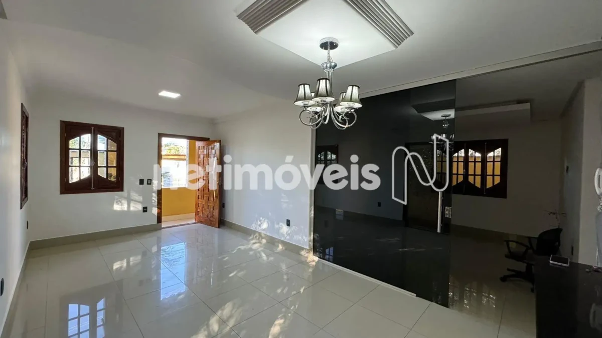 Casa para Venda com 4 quartos no bairro Jaraguá I