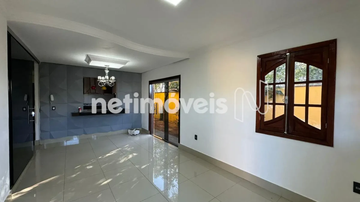 Casa para Venda com 4 quartos no bairro Jaraguá I