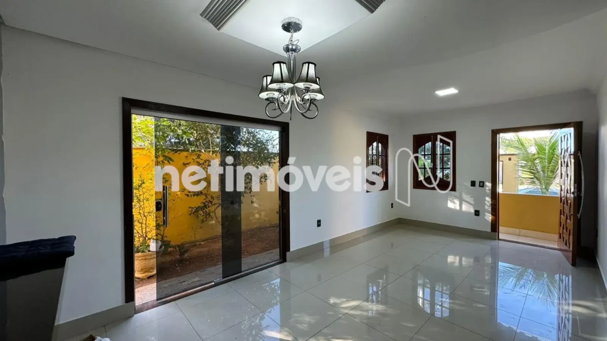Casa para Venda com 4 quartos no bairro Jaraguá I