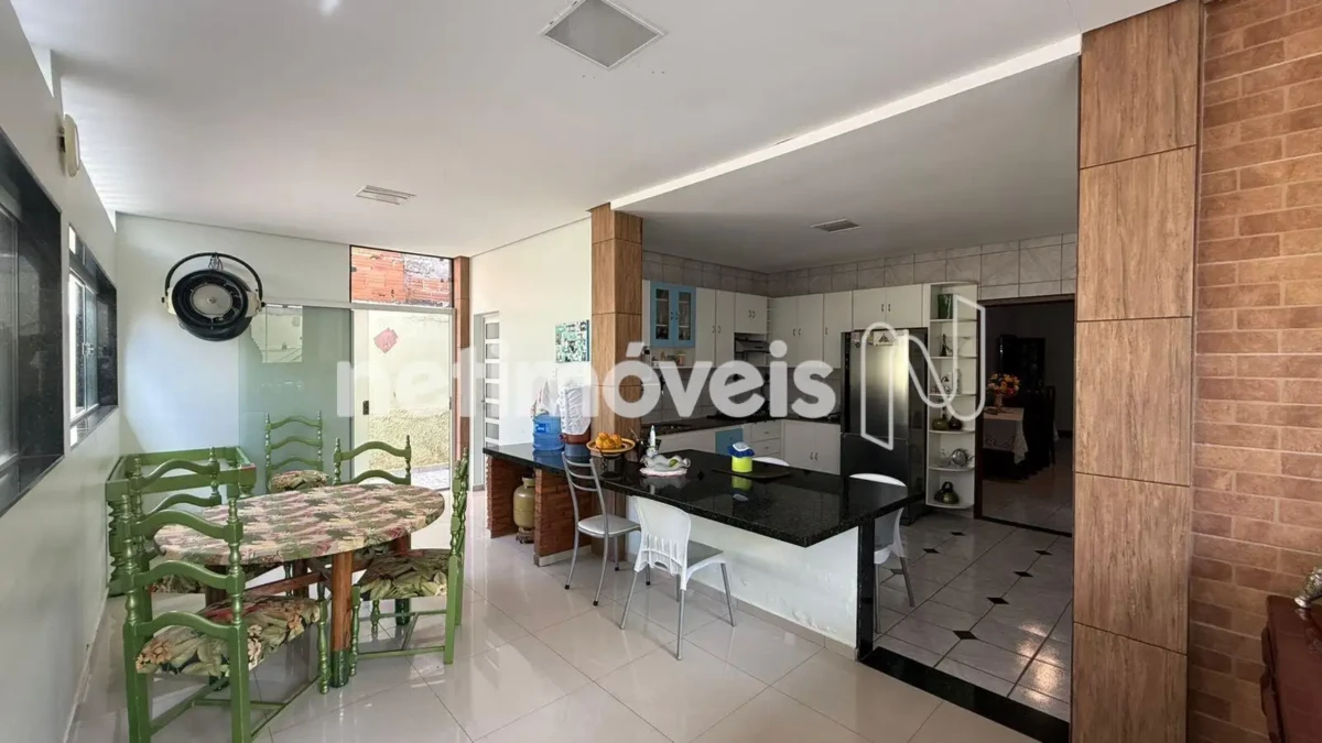 Casa para Venda com 3 quartos no bairro Major Prates