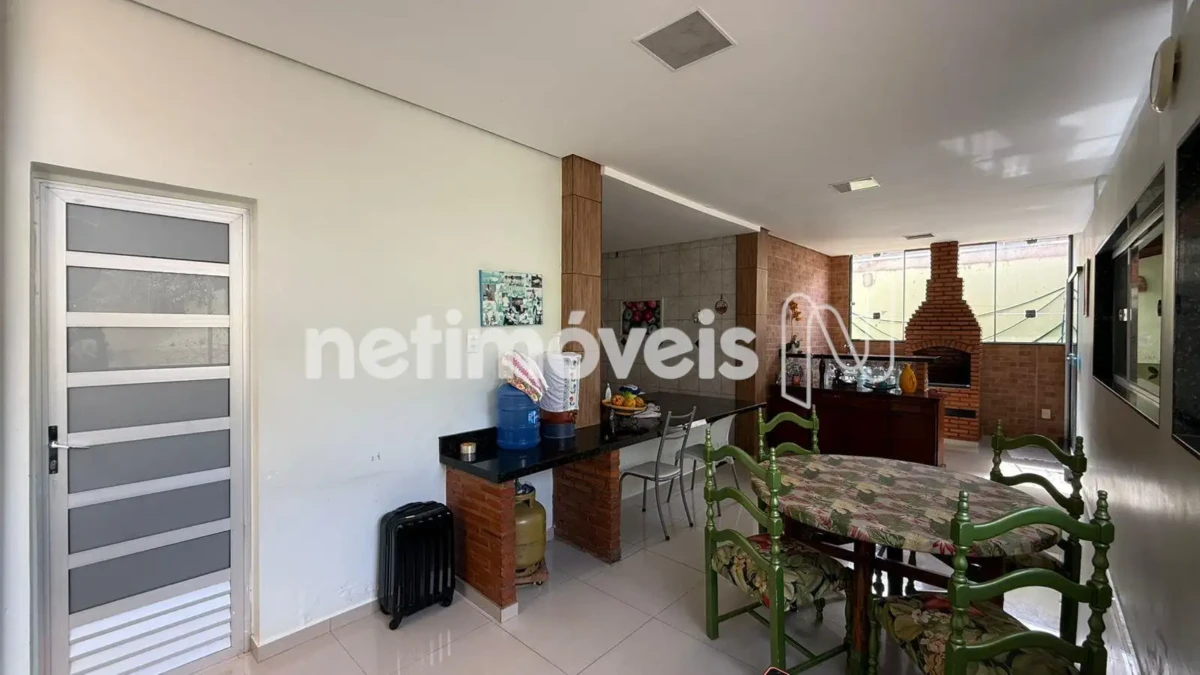 Casa para Venda com 3 quartos no bairro Major Prates