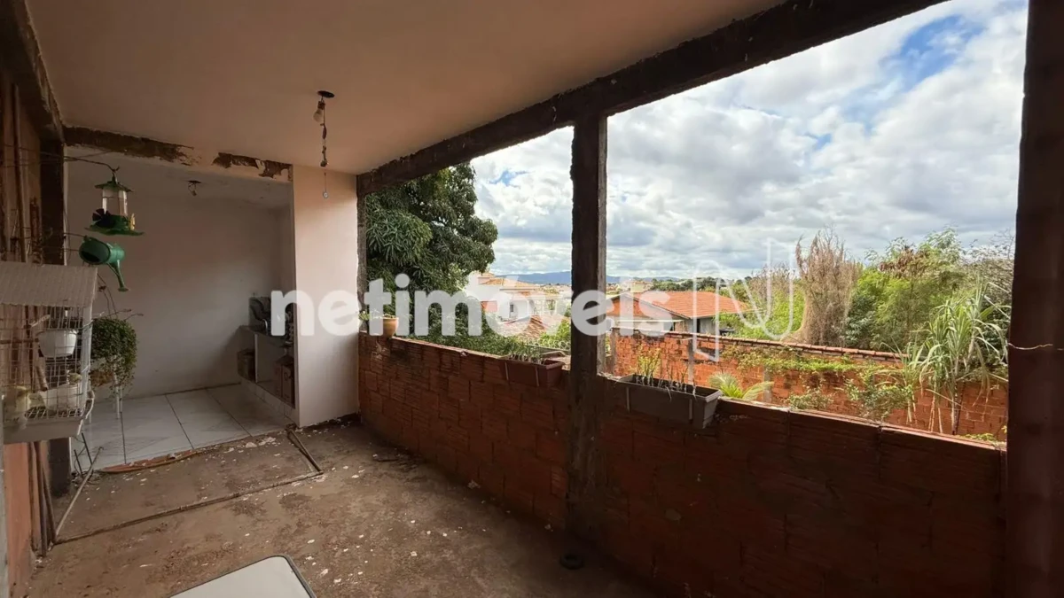 Casa para Venda com 2 quartos no bairro Vila Regina