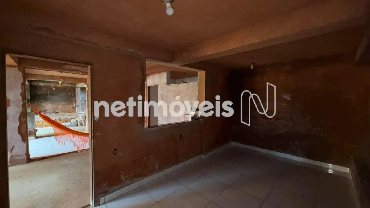 Casa para Venda com 2 quartos no bairro Vila Regina