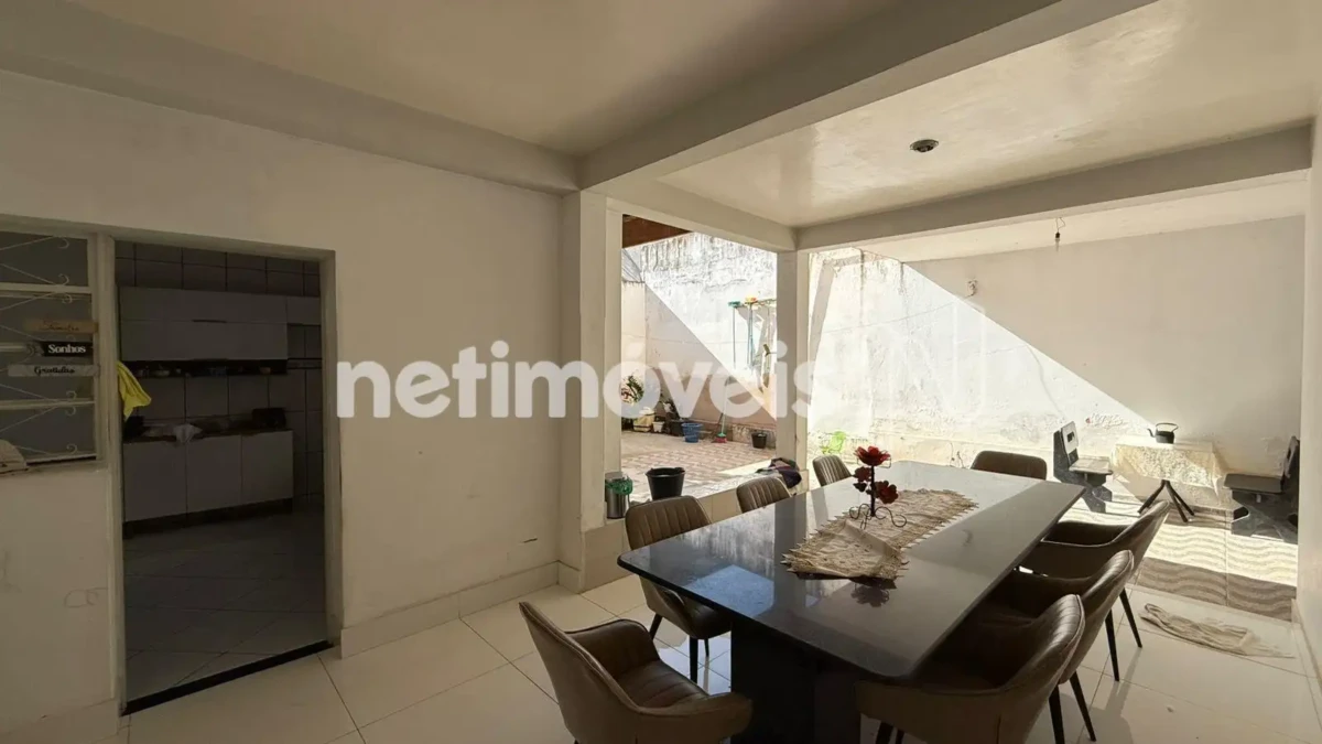 Casa para Venda com 4 quartos no bairro Vila Sumaré