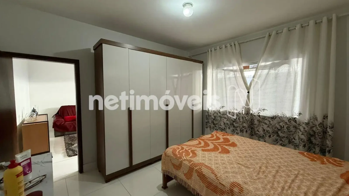 Casa para Venda com 4 quartos no bairro Vila Sumaré