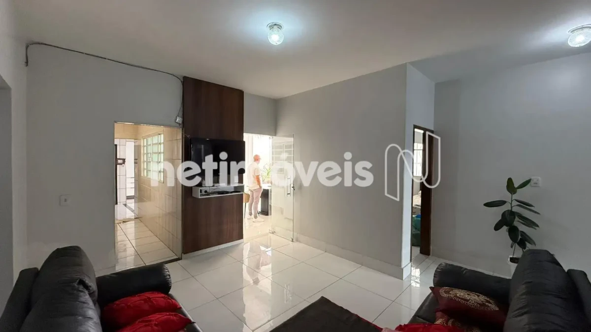 Casa para Venda com 4 quartos no bairro Vila Sumaré