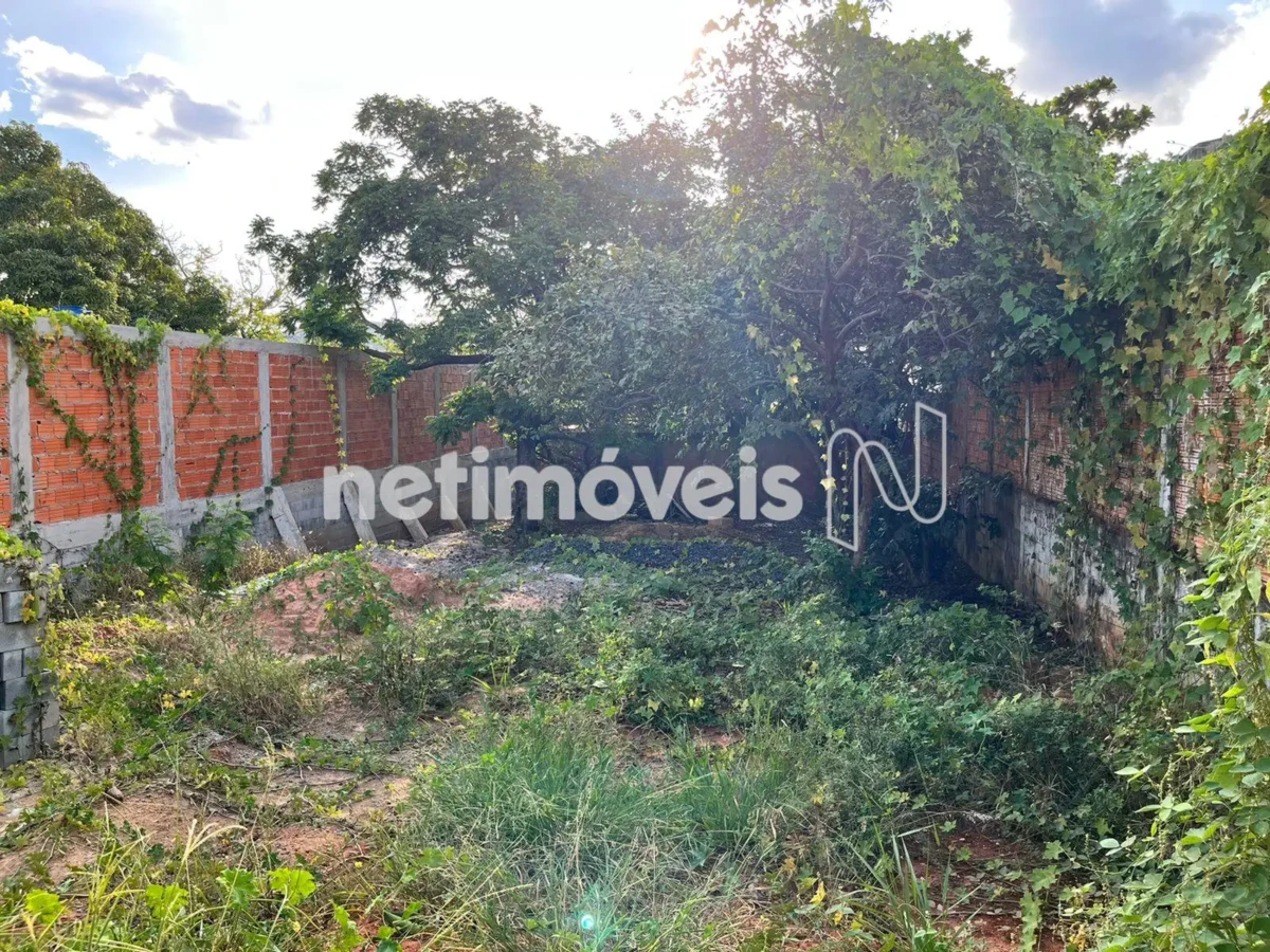 Lote para Venda com área de 360 m² no bairro Major Prates