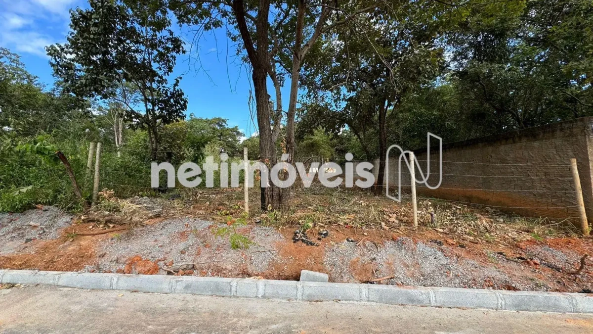 Lote para Venda com área de 540 m² no bairro Morada da Serra