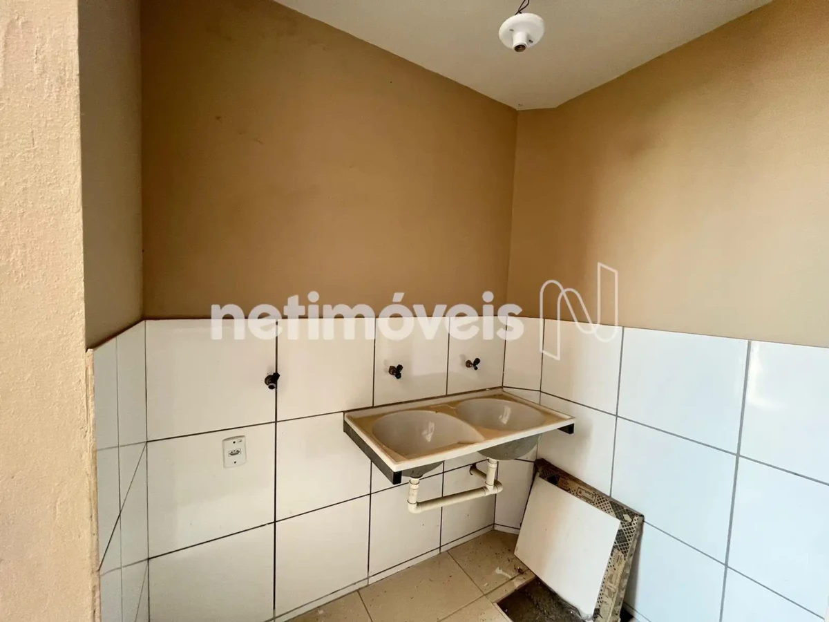 Apartamento para Venda com 2 quartos no bairro Alcides Rabelo