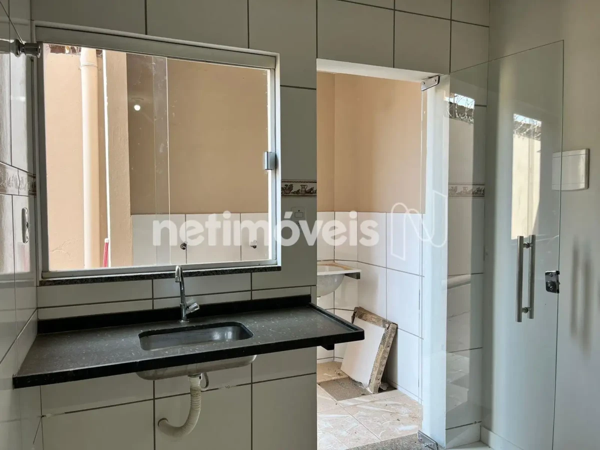 Apartamento para Venda com 2 quartos no bairro Alcides Rabelo