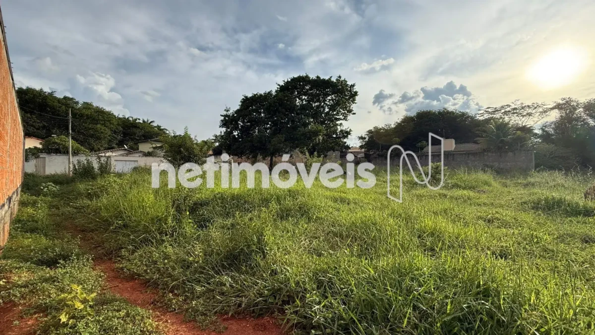 Lote para Venda com área de 899.6 m² no bairro Jaraguá I