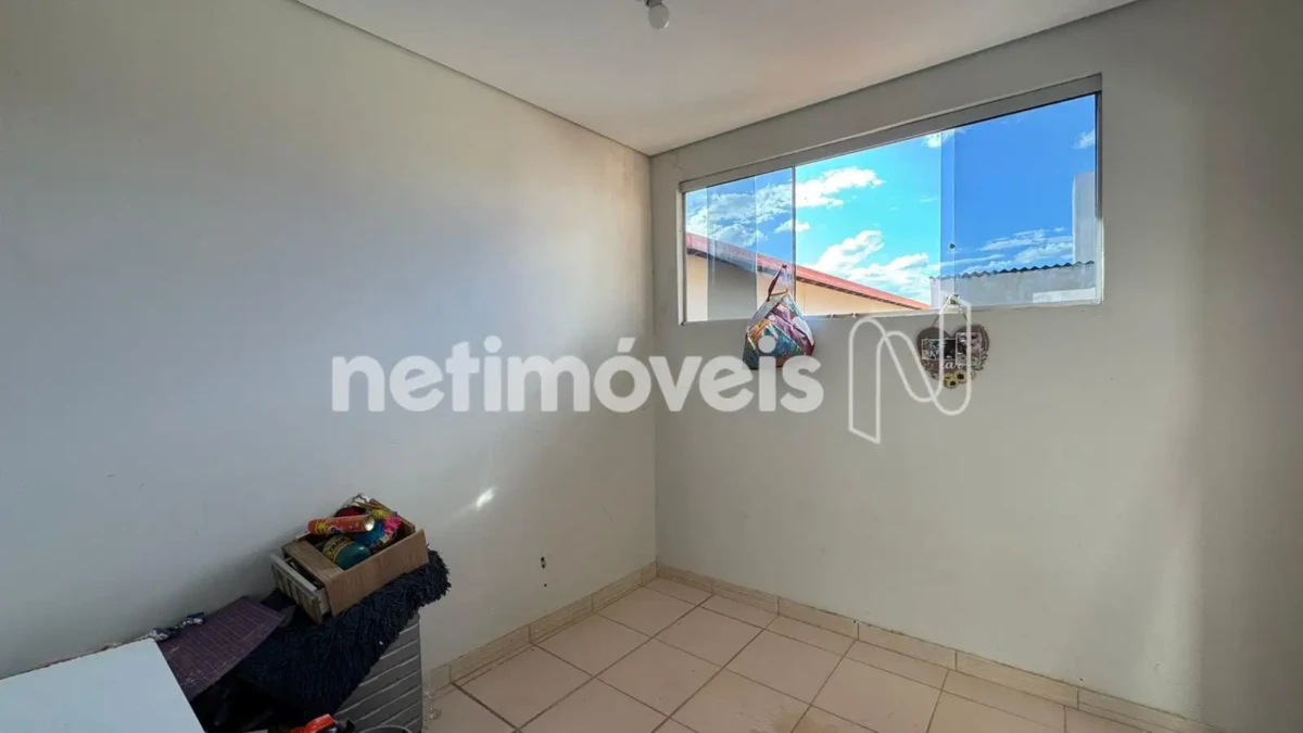 Apartamento para Venda com 3 quartos no bairro Cândida Câmara