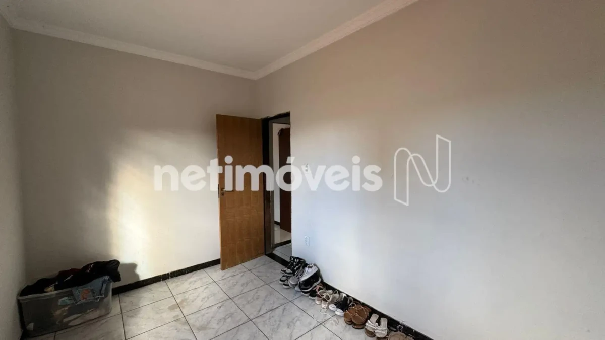 Apartamento para Venda com 3 quartos no bairro Cândida Câmara