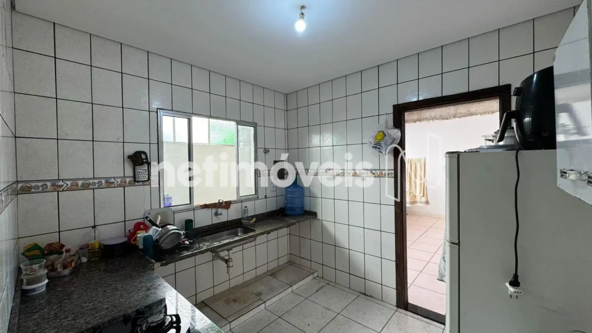 Apartamento para Venda com 3 quartos no bairro Cândida Câmara