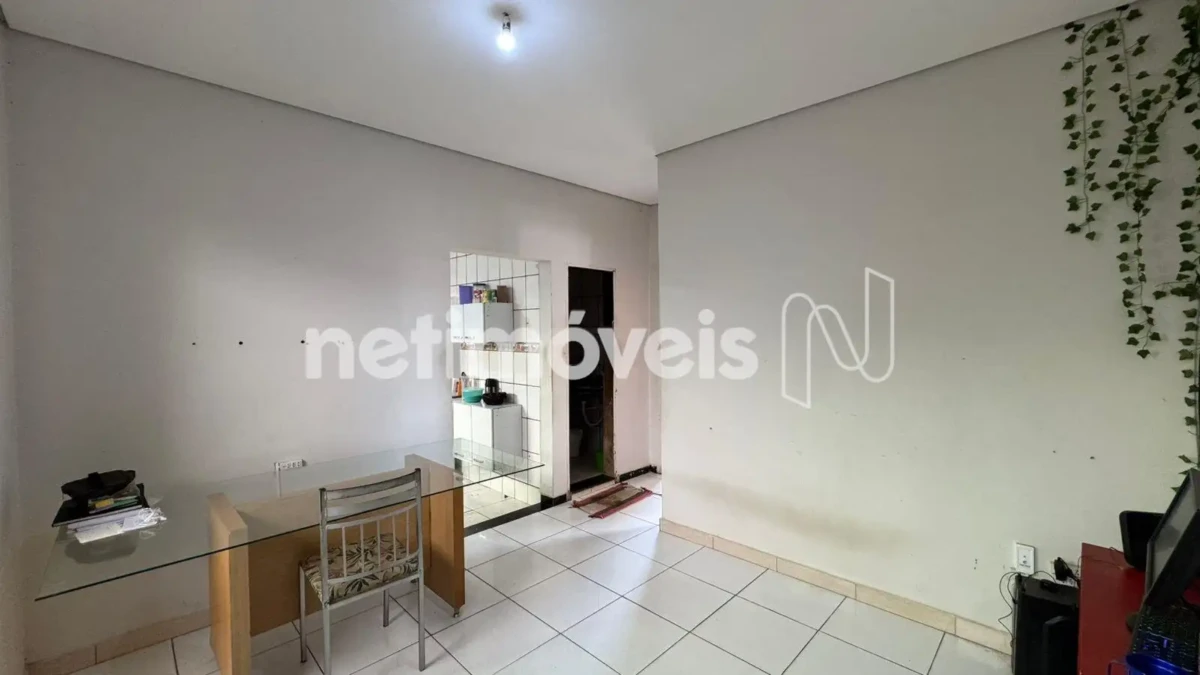Apartamento para Venda com 3 quartos no bairro Cândida Câmara