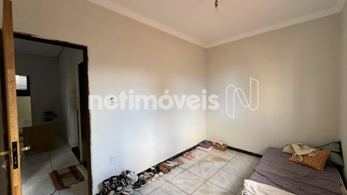 Apartamento para Venda com 3 quartos no bairro Cândida Câmara