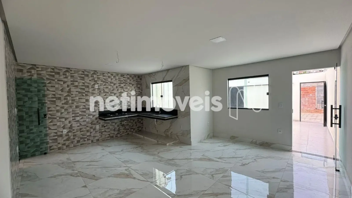 Casa para Venda com 3 quartos no bairro Santo Inácio