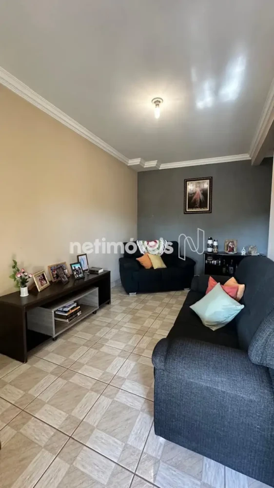 Casa para Venda com 3 quartos no bairro Morrinhos