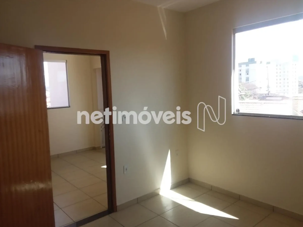 Casa para Venda com 5 quartos no bairro Planalto