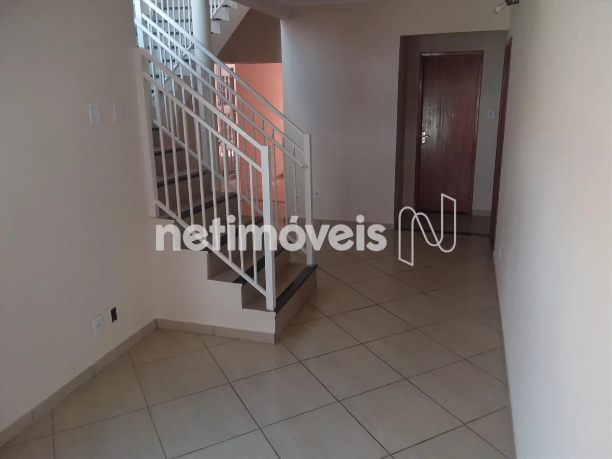 Casa para Venda com 5 quartos no bairro Planalto