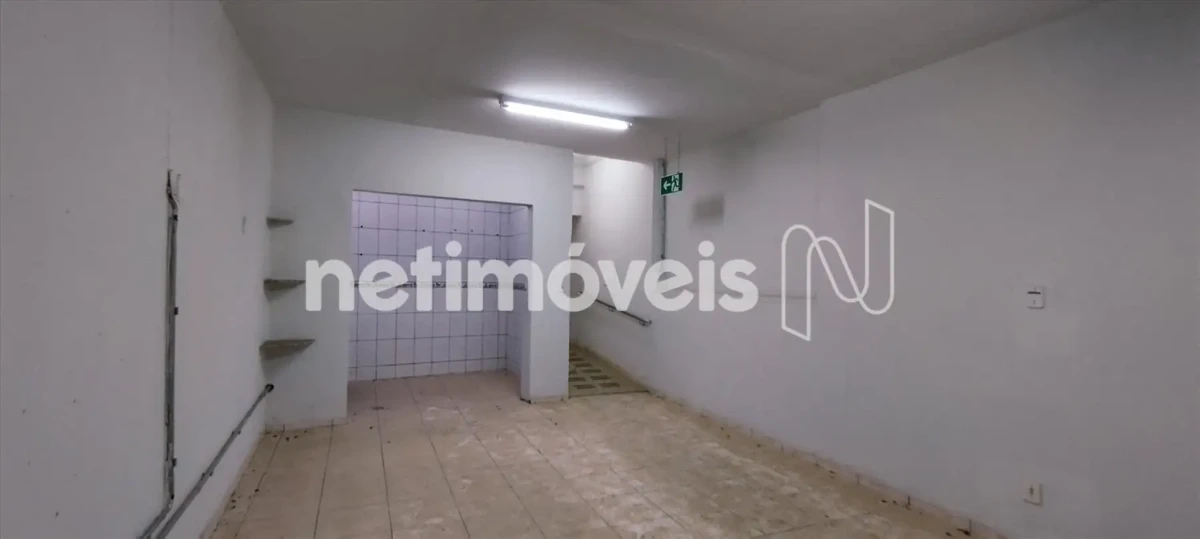 Prédio para Venda com 4 salas no bairro Centro em Montes Claros