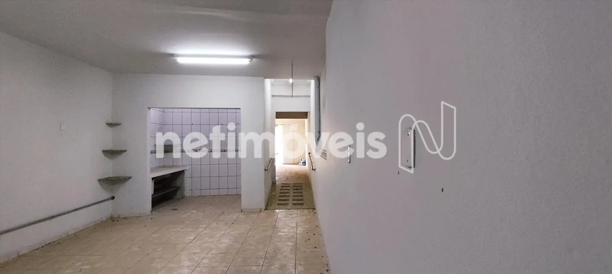 Prédio para Venda com 4 salas no bairro Centro em Montes Claros