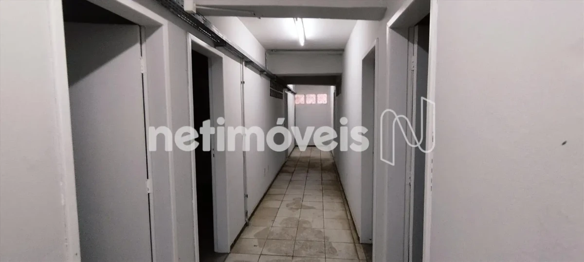 Prédio para Venda com 4 salas no bairro Centro em Montes Claros