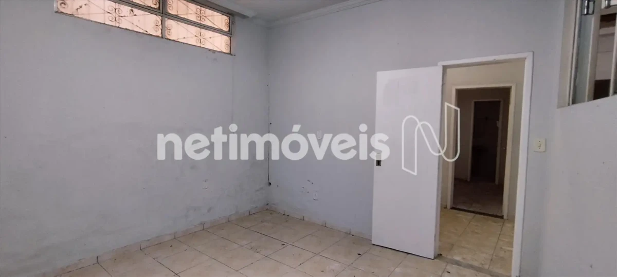 Prédio para Venda com 4 salas no bairro Centro em Montes Claros