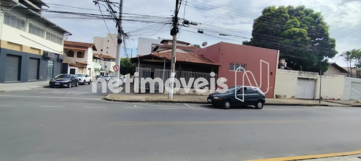 Casa para Venda no bairro Cândida Câmara