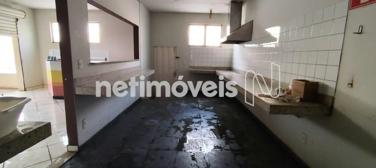 Casa para Venda no bairro Cândida Câmara