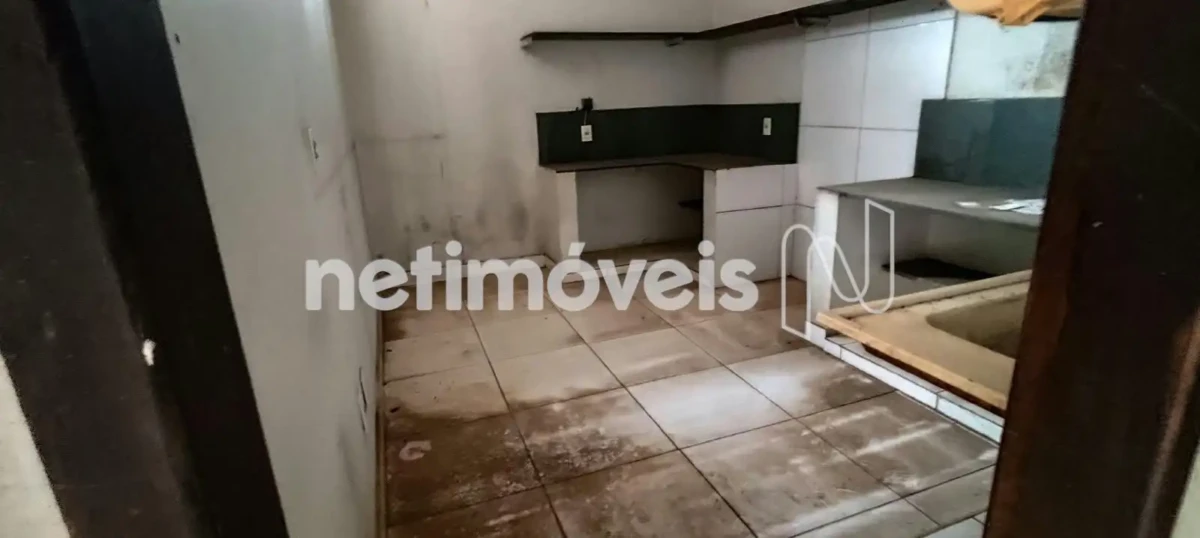 Casa para Venda no bairro Cândida Câmara