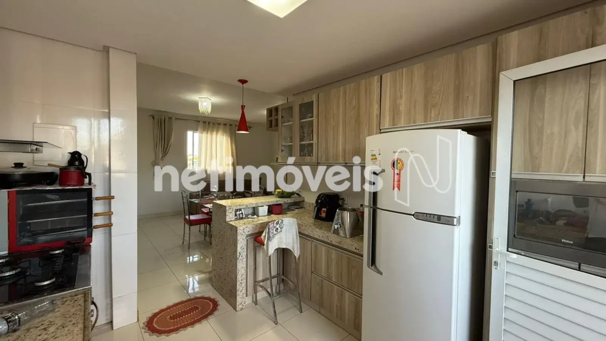 Apartamento para Venda com 3 quartos no bairro Esplanada