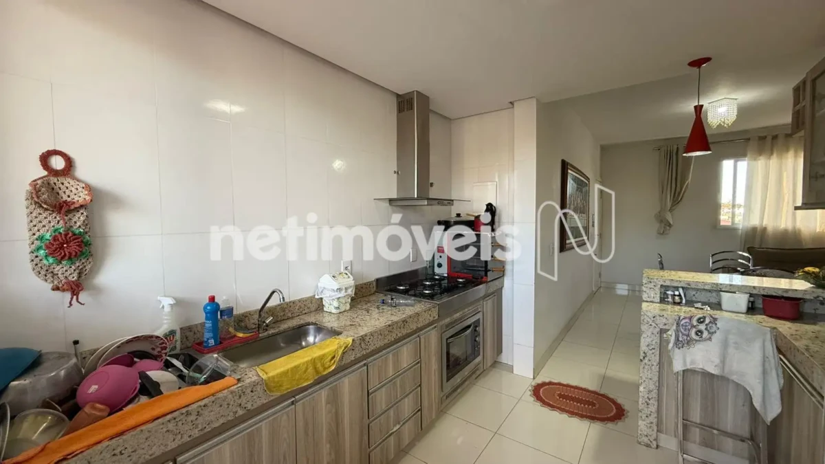 Apartamento para Venda com 3 quartos no bairro Esplanada