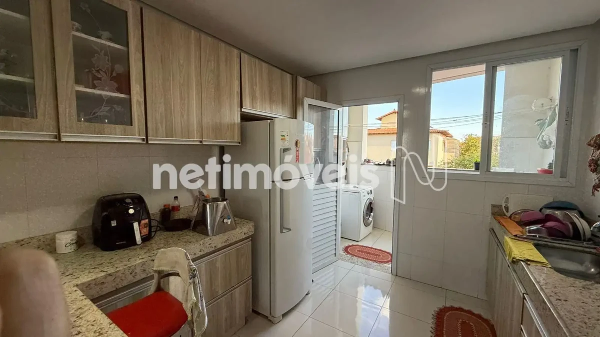 Apartamento para Venda com 3 quartos no bairro Esplanada