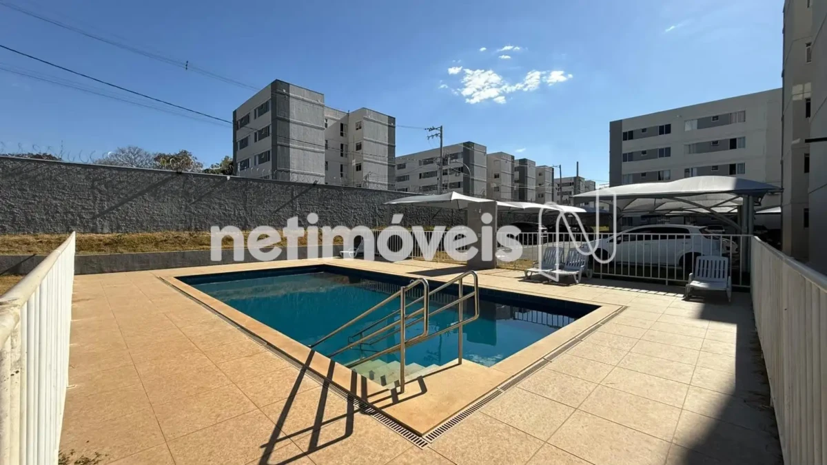 Apartamento para Venda com 2 quartos no bairro dos Mangues