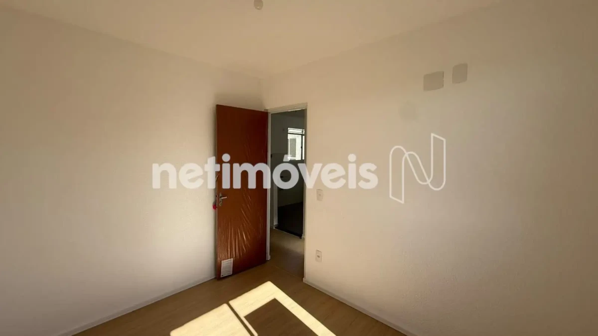 Apartamento para Venda com 2 quartos no bairro dos Mangues