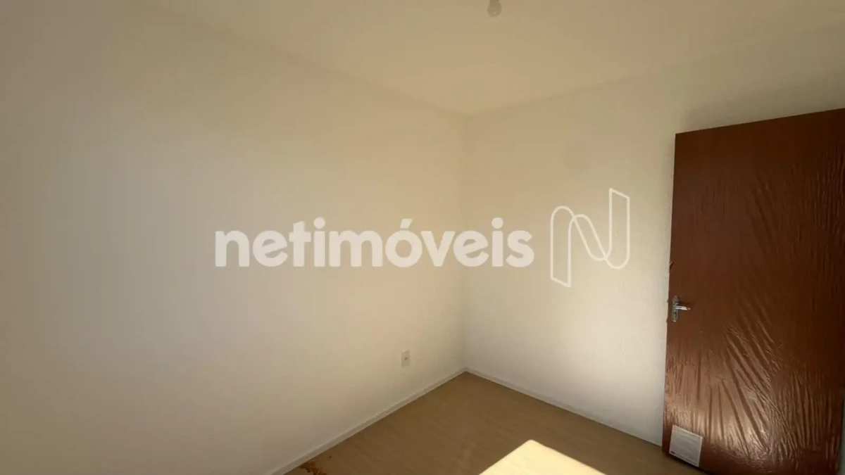 Apartamento para Venda com 2 quartos no bairro dos Mangues